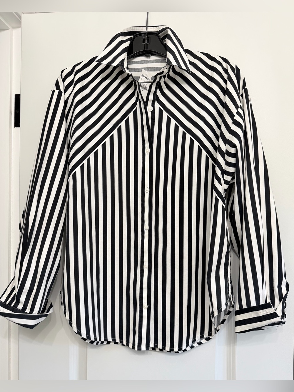 EXPRESS Oversized Black & White Stripe Button-Up Shirt